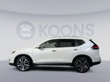 Used 2020 Nissan Rogue SL image 2