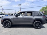 New 2025 Jeep Grand Cherokee Limited w/ Black Appearance Package image 4
