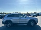 Used 2019 Jeep Cherokee Latitude Plus w/ Cold Weather Group image 2