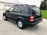 Used 2004 Nissan Pathfinder SE w/ (LTH) Leather Pkg image 3