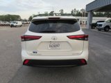 Used 2021 Toyota Highlander XLE image 4