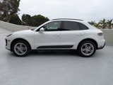 Certified 2022 Porsche Macan image 2