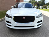 Used 2018 Jaguar F-PACE Premium image 2