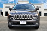 Used 2018 Jeep Cherokee Latitude Plus w/ Cold Weather Group image 3