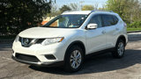 Used 2016 Nissan Rogue SV w/ SV Premium Package image 2