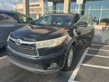 Used 2015 Toyota Highlander LE image 4