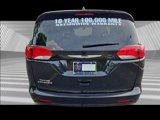 Used 2023 Chrysler Voyager LX image 5