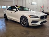 Used 2020 Volvo S60 T6 Momentum image 2