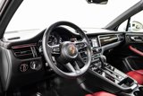 Certified 2025 Porsche Macan image 4