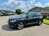 Used 2020 Volkswagen Tiguan SEL image 2
