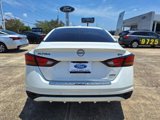 Used 2023 Nissan Altima 2.5 SV image 4