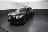 Used 2018 Nissan Kicks SV image 5