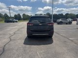 Used 2023 Chevrolet Equinox LT w/ Driver Convenience Package image 5