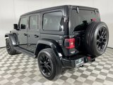 Used 2022 Jeep Wrangler Unlimited Sahara image 3