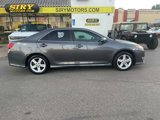 Used 2014 Toyota Camry SE image 2