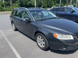 Used 2010 Volvo V70 image 2