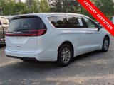Certified 2023 Chrysler Pacifica Touring-L image 4
