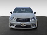 New 2025 Chrysler Pacifica Select image 2
