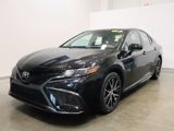 Used 2022 Toyota Camry SE image 3