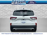 Used 2021 Ford Escape Titanium image 4
