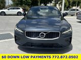 Used 2020 Volvo S60 T5 R-Design image 4