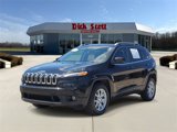 Used 2016 Jeep Cherokee Latitude w/ Cold Weather Group image 2