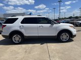 Used 2015 Ford Explorer XLT w/ Equipment Group 202B image 3