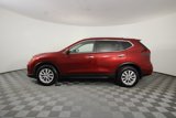 Used 2020 Nissan Rogue SV image 2