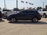 Used 2022 Nissan Rogue Sport SL image 3