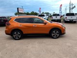 Used 2019 Nissan Rogue SV w/ Premium Package image 4