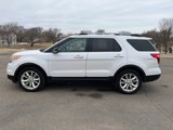 Used 2015 Ford Explorer XLT w/ Equipment Group 202A image 2