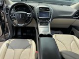 Used 2020 Lincoln Nautilus Reserve w/ Equipment Group 201A image 6