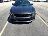 Used 2017 Dodge Charger SXT image 4