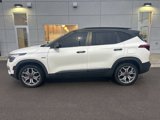Used 2021 Kia Seltos SX w/ SX Sunroof Package image 2