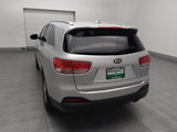 Used 2018 Kia Sorento LX image 5