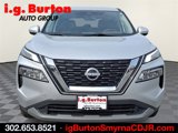 Used 2023 Nissan Rogue SV image 2