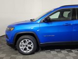New 2025 Jeep Compass Latitude image 2