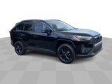 Used 2022 Toyota RAV4 XLE w/ Convenience Package image 2