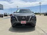 Used 2024 Nissan Rogue SV image 3