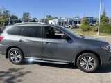 Certified 2020 Nissan Pathfinder SV image 3