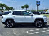 New 2025 Chevrolet Equinox LT image 3