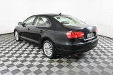 Used 2013 Volkswagen Jetta SEL image 3