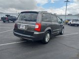 Used 2015 Chrysler Town & Country Touring-L w/ Driver Convenience Group image 6