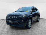 Used 2022 Jeep Compass Latitude image 2