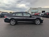 Used 2024 Volkswagen Jetta SE image 2