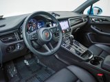 Certified 2023 Porsche Macan image 4