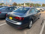 Used 2017 Volkswagen Jetta SEL image 3