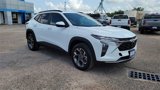 New 2025 Chevrolet Trax LT w/ Sunroof Package image 2