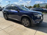 Used 2022 Nissan Pathfinder SV image 3