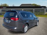 Used 2022 Chrysler Voyager LX image 3